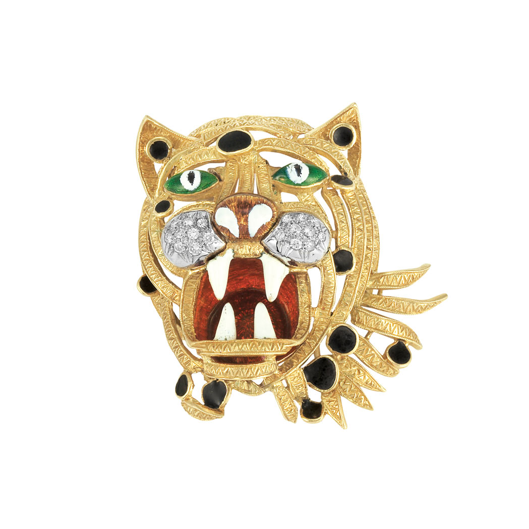 Appraisal: Gold Enamel and Diamond Leopard Pendant Clip-Brooch kt diamonds ap