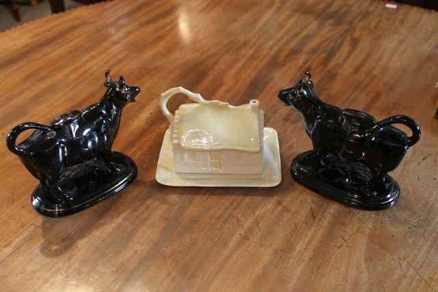 Appraisal: A BELLEEK BUTTER DISH in the form of a thatched