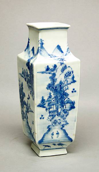 Appraisal: A blue and white porcelain baluster vase th Century Of