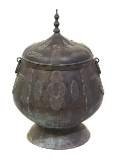 Appraisal: A LARGE INDIAN BRONZE JAR AND COVER A LARGE INDIAN