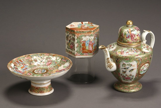 Appraisal: Group of Three Chinese Export 'Rose Medallion' Table Articles Xianfeng-Tongzhi