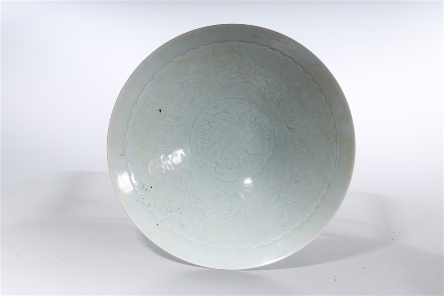 Appraisal: Chinese qingbai glazed porcelain footed bowl incised foliate design x