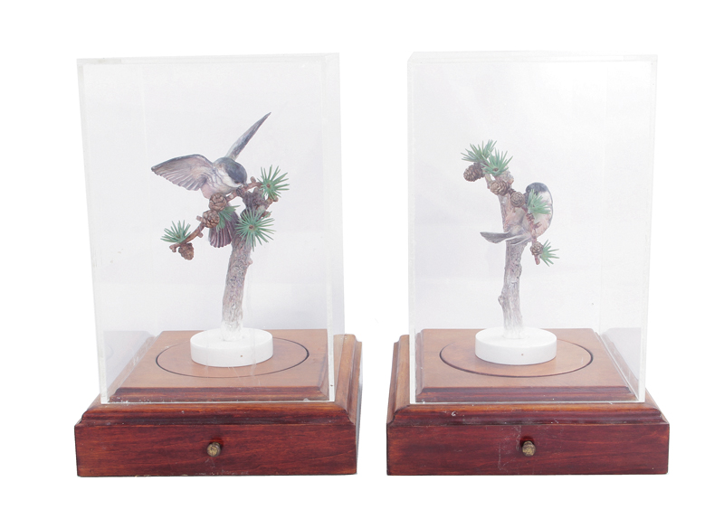 Appraisal: Pair Dorothy Doughty Chickadees Royal Worcester in associated display cases