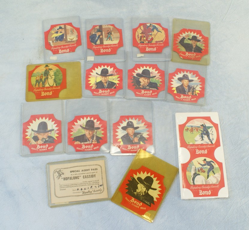 Appraisal: Hopalong Cassidy Bond Bread end labels one creased x