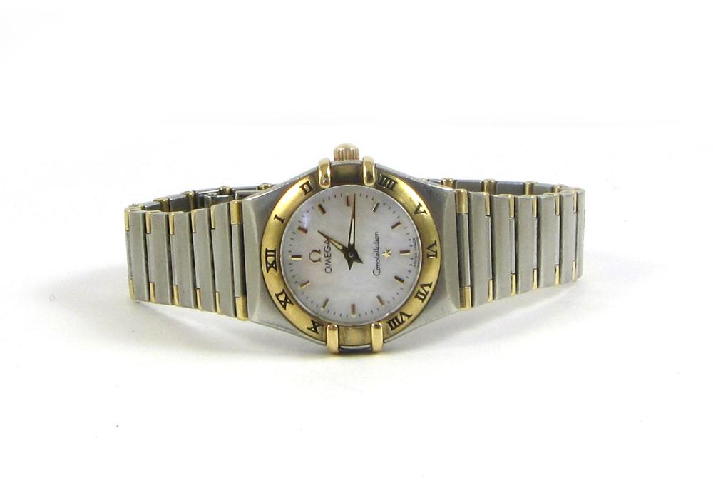 Appraisal: LADY'S SWISS OMEGA CONSTELLATION QUARTZ WRIST WATCH model case c