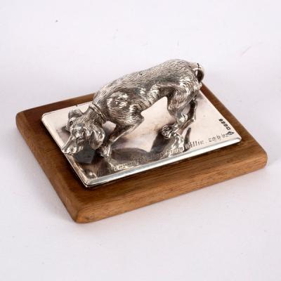 Appraisal: A novelty silver letter clip of dog form import marks