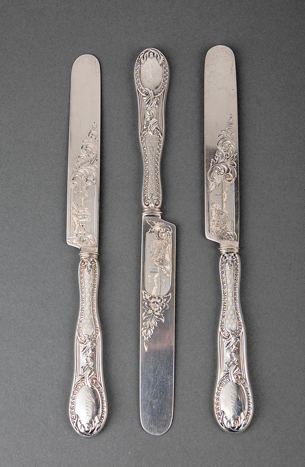 Appraisal: Fine Set of Twelve American Coin Silver Luncheon Knives Tifft