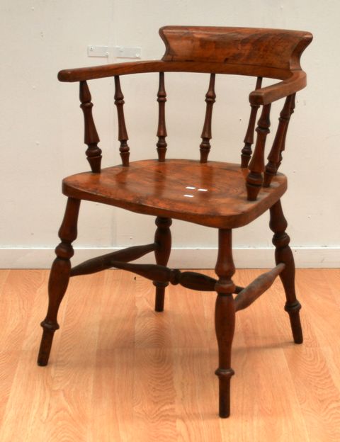 Appraisal: An early th century ash and elm Windsor style chair