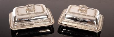 Appraisal: A pair of George III silver entr e dishes Thomas