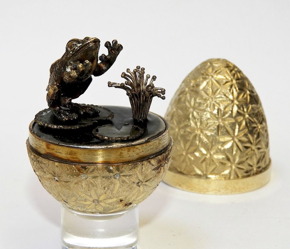 Appraisal: Stuart Devlin Gilt Sterling Silver Surprise Egg Stuart Devlin England