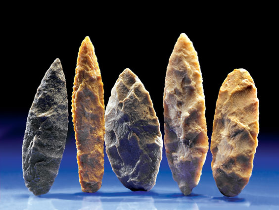 Appraisal: SET OF FIVE LARGE BLADES SPEAR POINTS Late Mousterian -