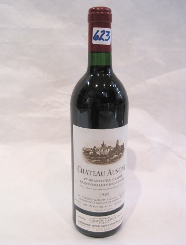 Appraisal: ONE BOTTLE OF VINTAGE FRENCH RED BORDEAUX WINE Chateau Ausone