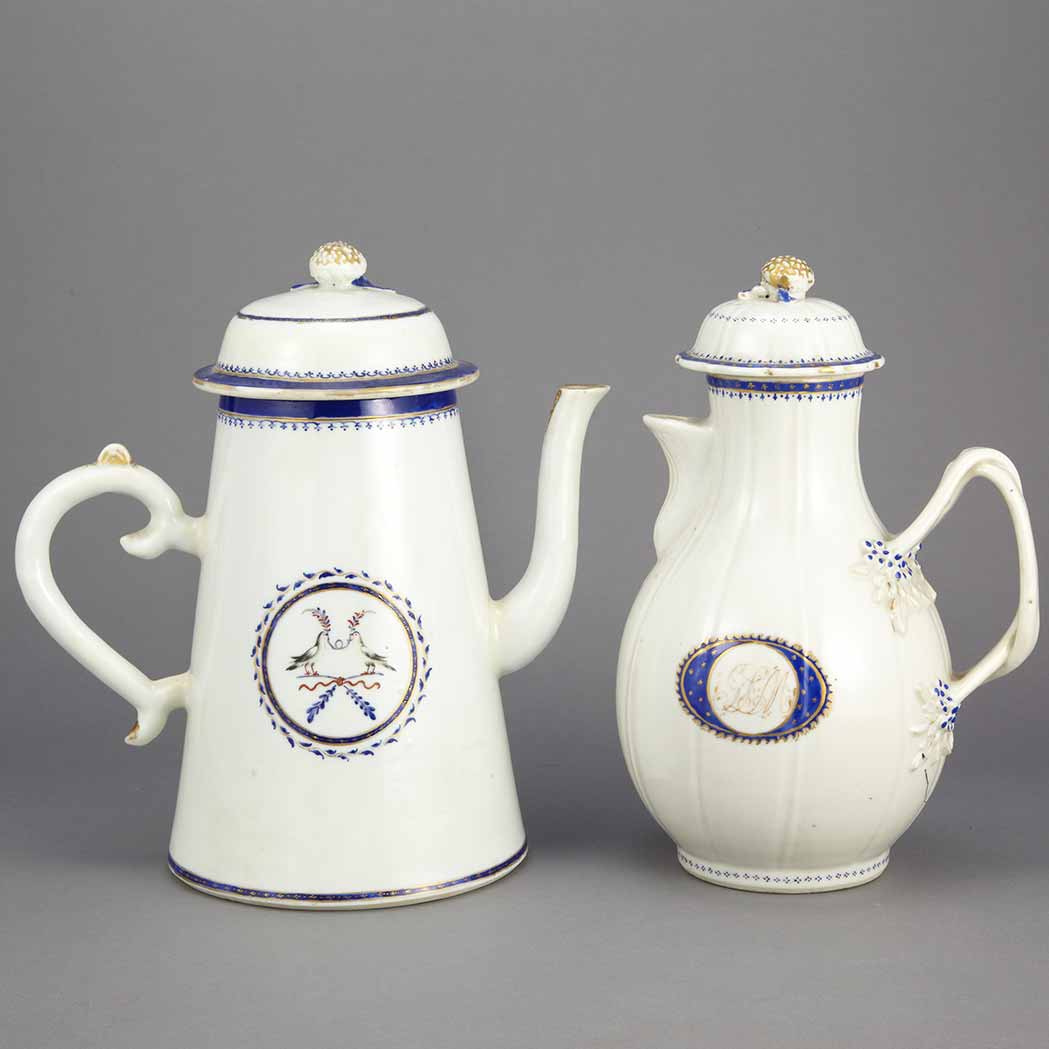 Appraisal: Two Chinese Export Blue and White Porcelain Articles Early th