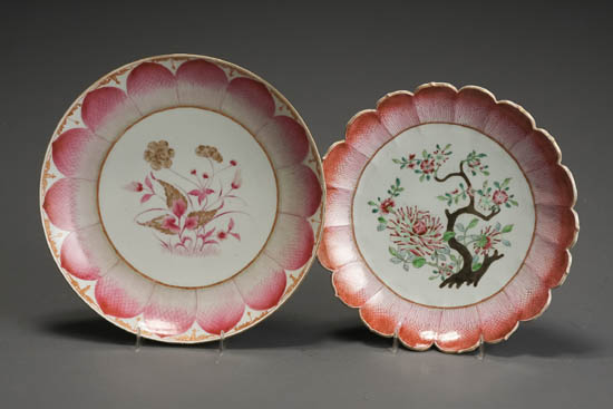 Appraisal: Lot Property of Various Owners Two Chinese Export 'Famille Rose'