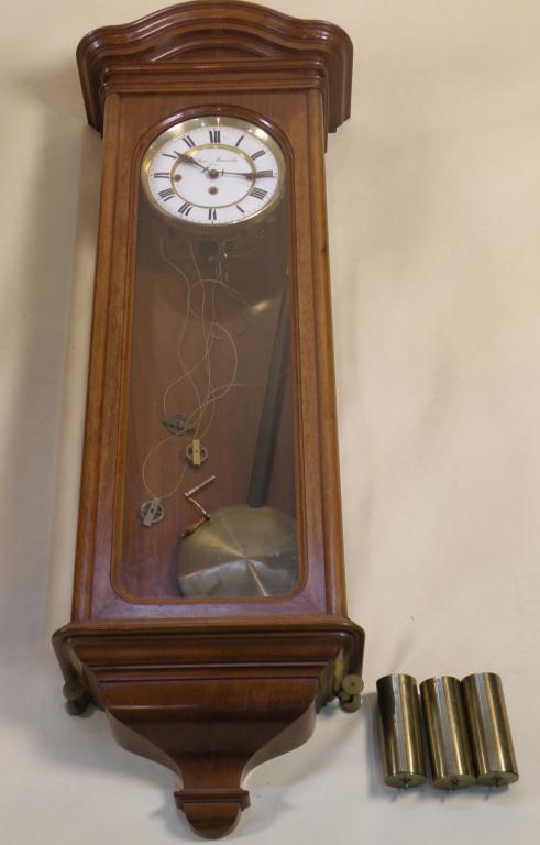 Appraisal: Anton Hanelk Wien An early thC Vienna walnut wall clock