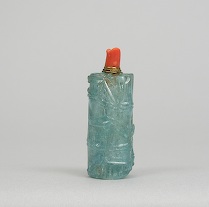 Appraisal: Carved Aquamarine Snuff Bottle Chinese ca late th Century Cylinder