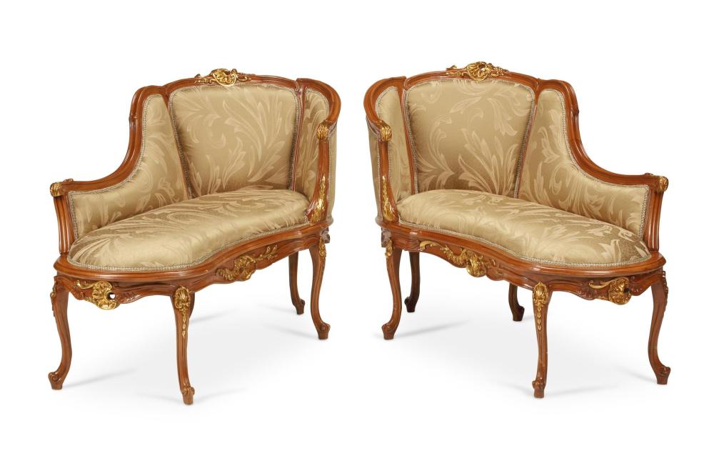 Appraisal: A PAIR OF FRENCH LOUIS XV-STYLE RECAMIERSA pair of French