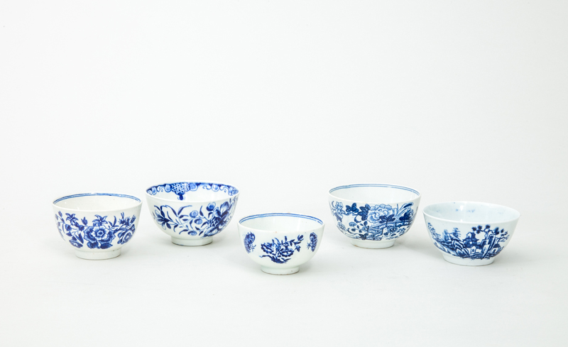 Appraisal: FOUR CRESCENT-MARK WORCESTER PORCELAIN BLUE AND WHITE CUPS Together with