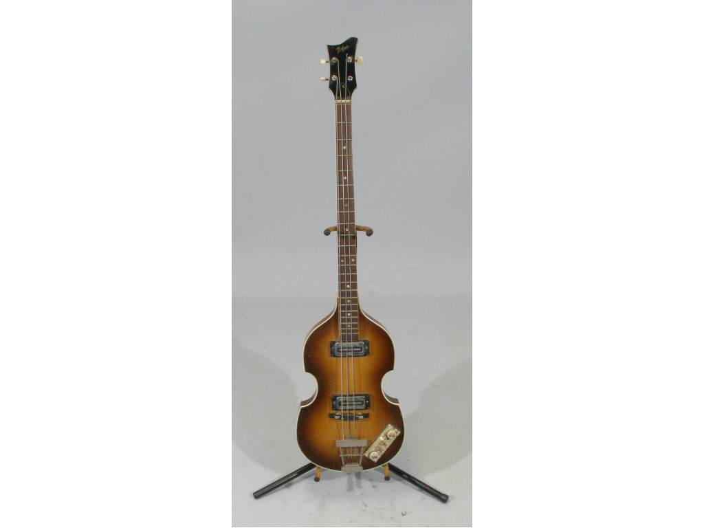 Appraisal: Vintage Hofner Model Beatle Bass ca s violin shaped body