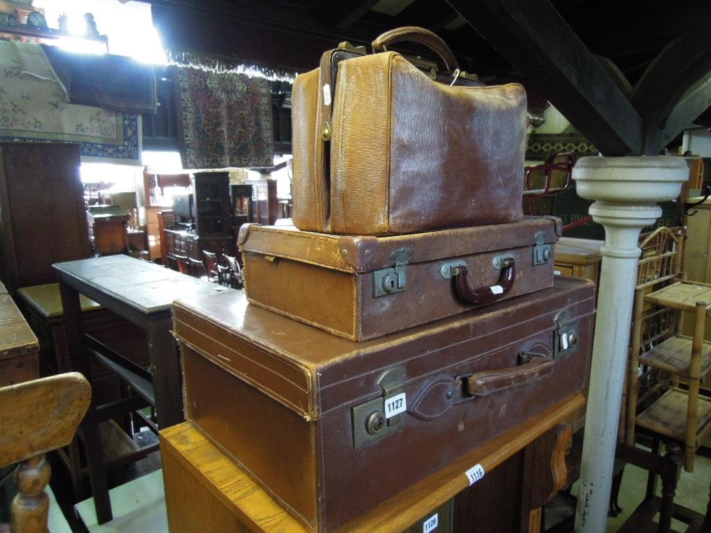 Appraisal: A small collection of vintage luggage including two small leather