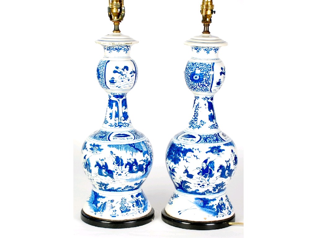 Appraisal: PAIR OF EIGHTEENTH CENTURY DUTCH DELFT BLUE AND WHITE POTTERY