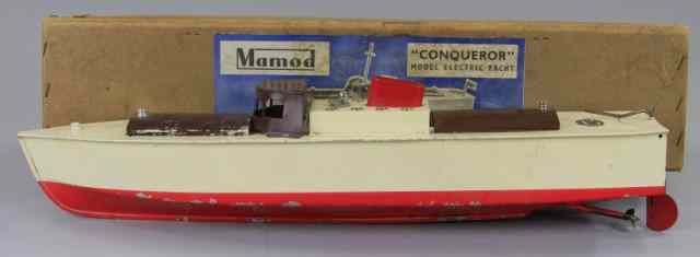 Appraisal: MAMOD BOXED ELECTRIC YACHT England battery operated heavy tin plate