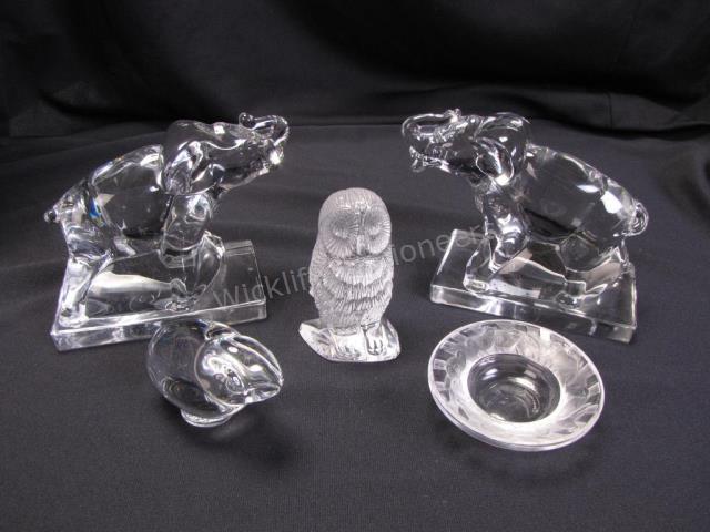 Appraisal: Group of Crystal including Lalique frosted dish depicting sparrows encircling