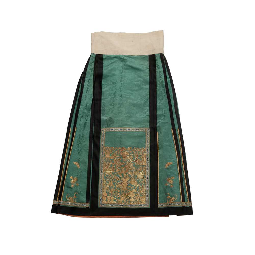 Appraisal: HAN CHINESE WOMAN'S EMBROIDERED GREEN SILK PLEATED SKIRT LATE QING