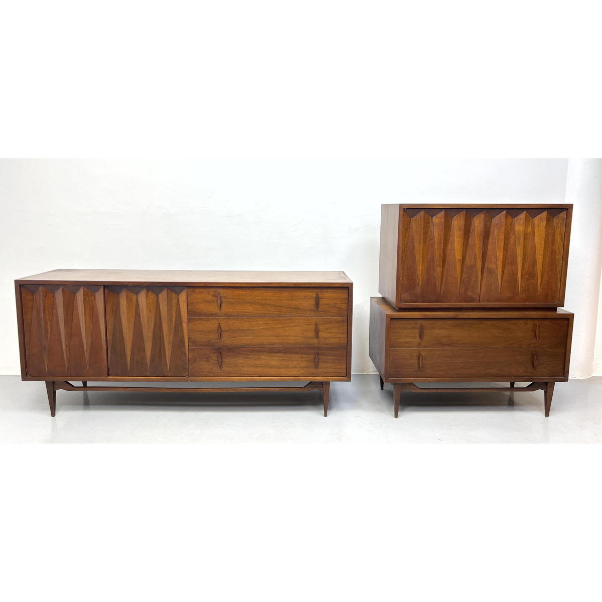 Appraisal: pc ALBERT PARVINA style Dressers Credenza Sculptural triangular facades High