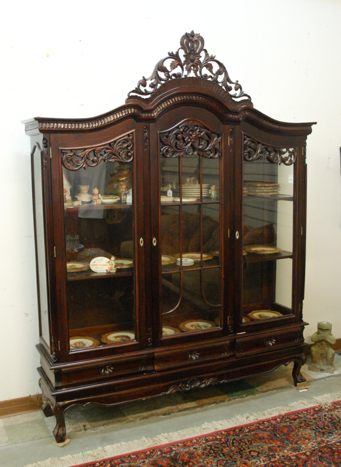 Appraisal: LARGE CHIPPENDALE STYLE MAHOGANY AND GLASS PANEL DISPLAY CABINET having