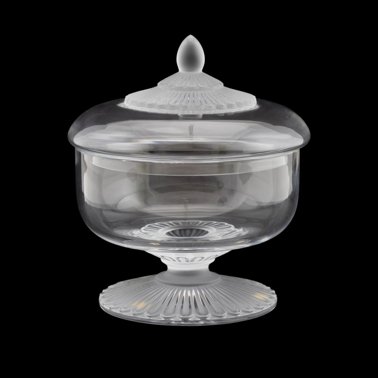 Appraisal: LALIQUE ELVIRE CRYSTAL LIDDED BONBONNIERE Lalique Elvire round frosted and