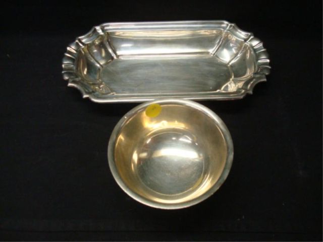 Appraisal: Sterling bread dish and bowl Slight dent on bowl rim