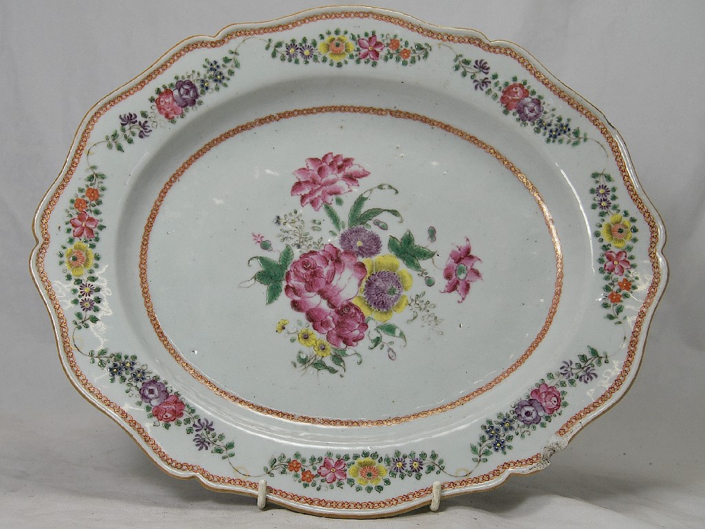 Appraisal: An th century Chinese Famille Rose porcelain oval dish with