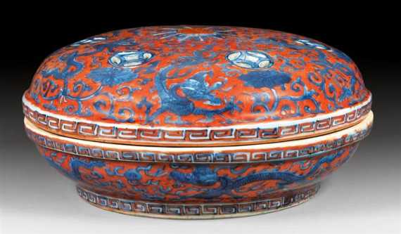 Appraisal: A COVERED SWEETMEAT BOX WITH BLUE DRAGONS ON IRON RED