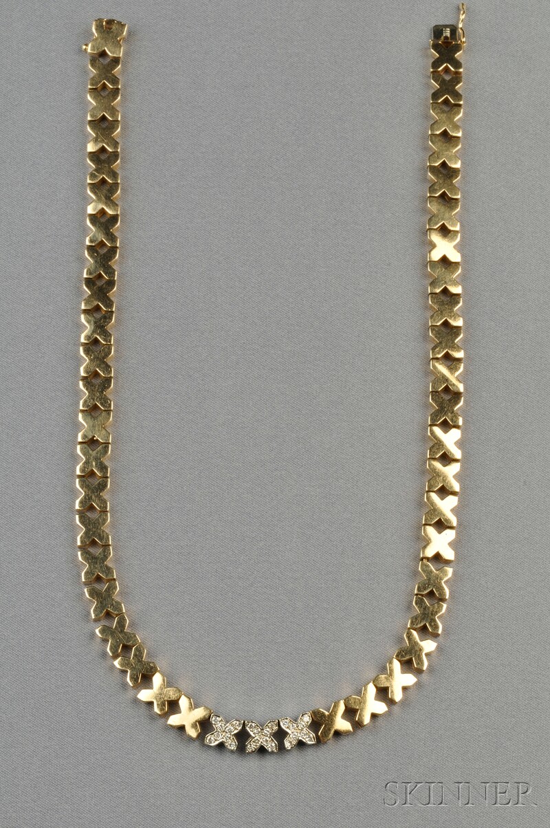 Appraisal: kt Gold and Diamond Necklace composed of X links three