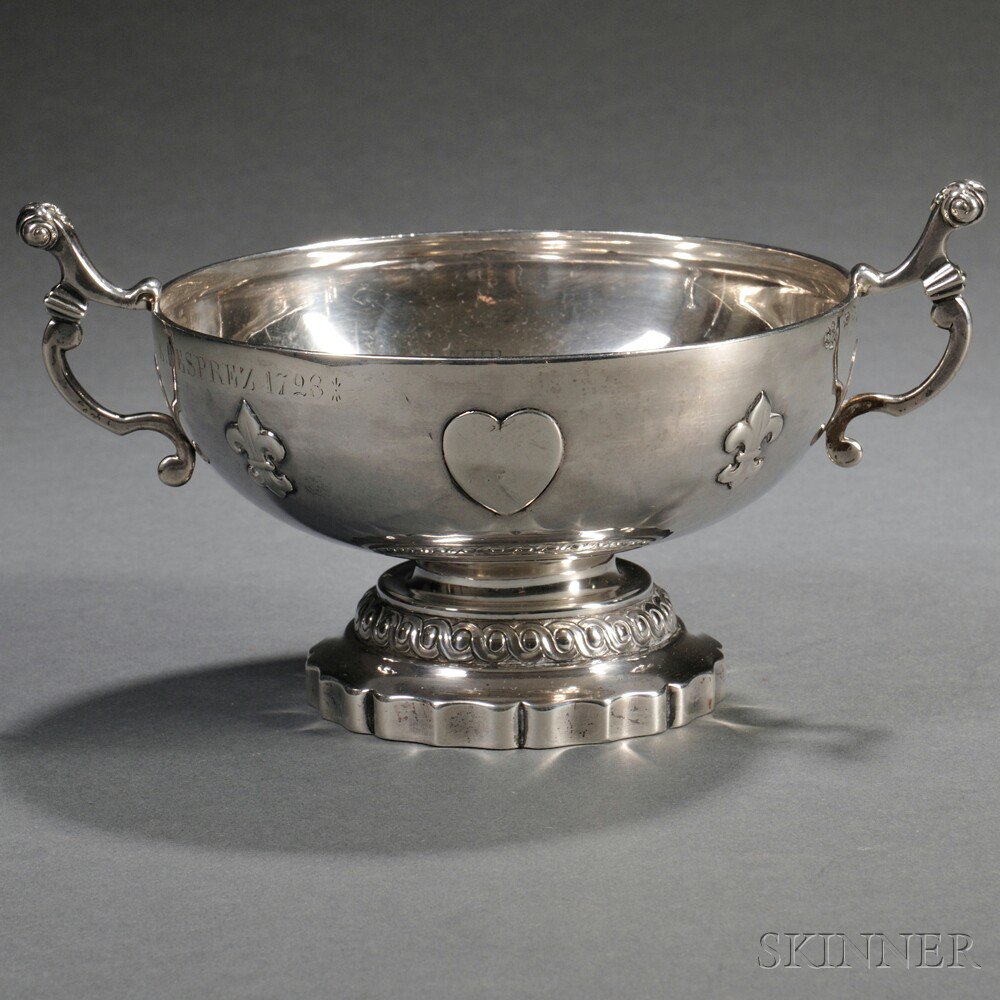 Appraisal: French Silver Bowl Paris c bearing marker's mark F D