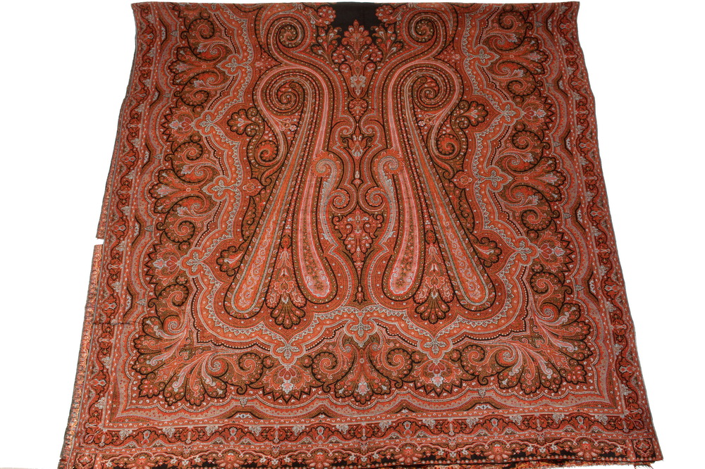 Appraisal: PAISLEY TABLECLOTH - x - th c English Loom Woven