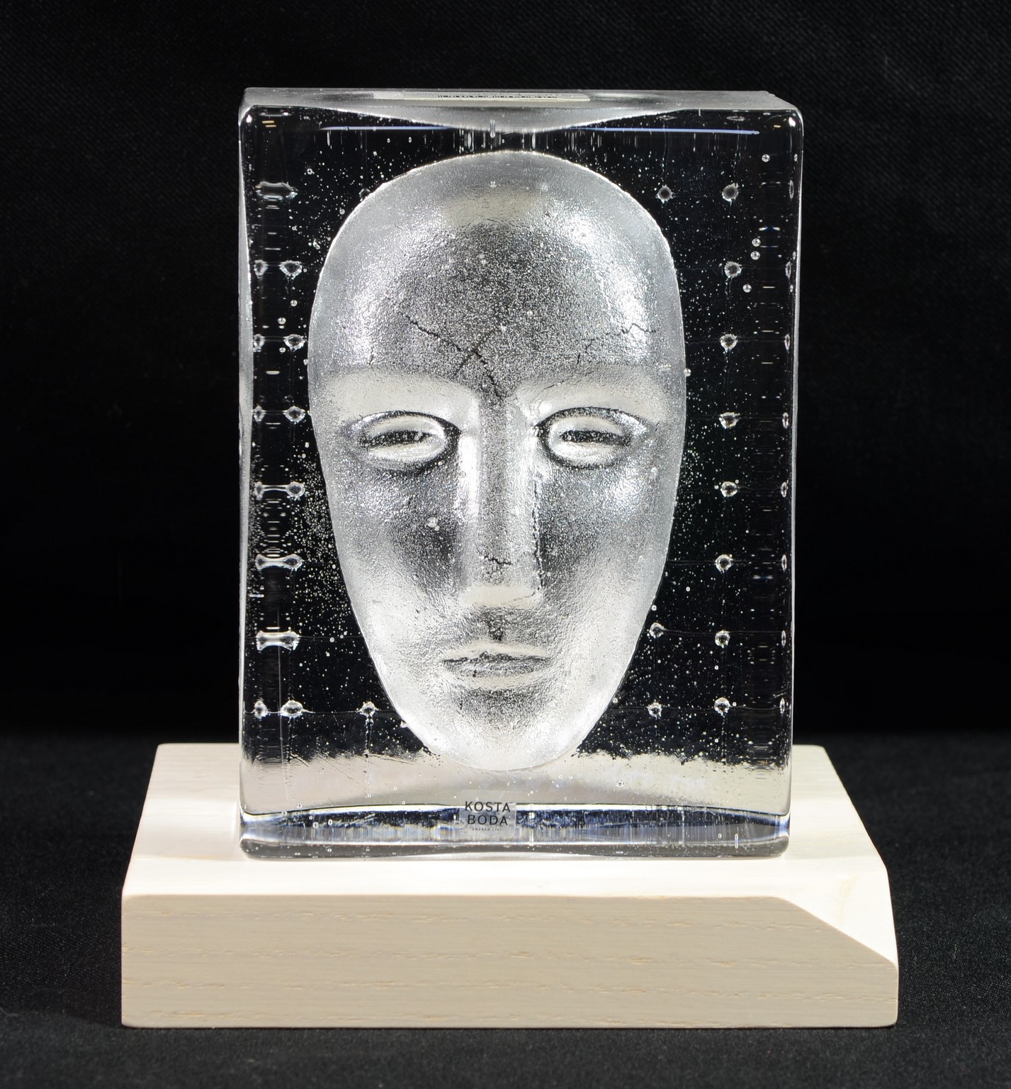 Appraisal: Kosta Boda Art Glass Dreams Distant Friend Sculpture new with