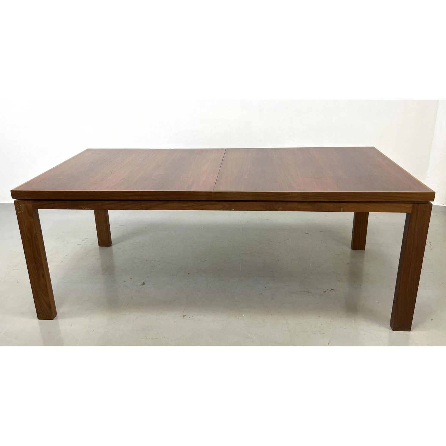 Appraisal: Mid Century Modern Dining Table Leafs built in Contrasting lighter