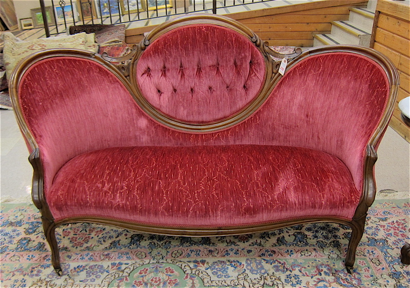 Appraisal: VICTORIAN MEDALLION-BACK SOFA Rococo Revival style American late th century