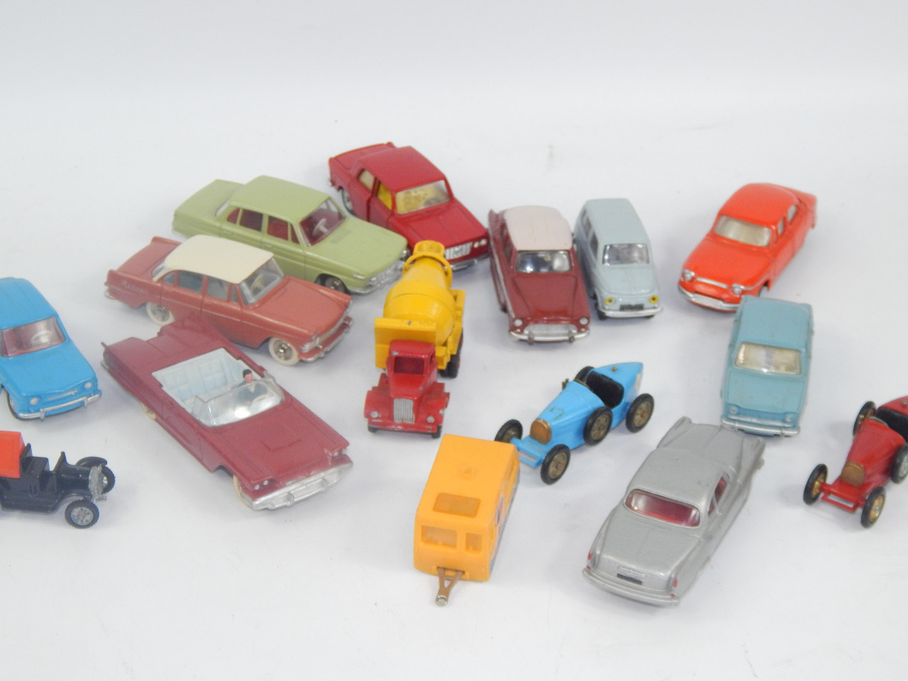 Appraisal: Dinky vehicles including a Ford Thunderbird Opel Rekord Borgward Isabella