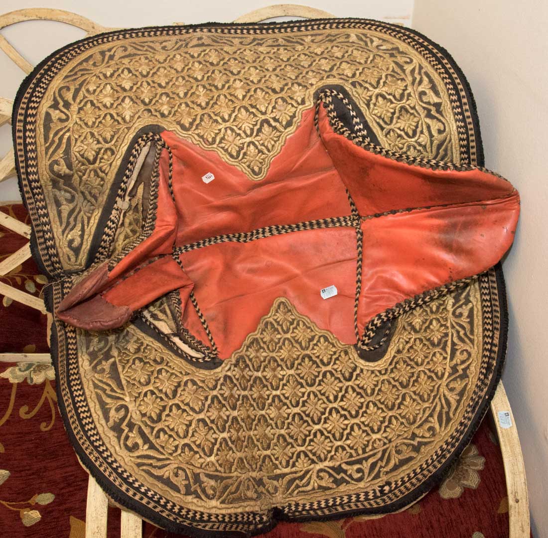 Appraisal: Camel saddle