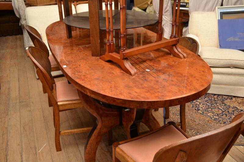 Appraisal: AN ELLEDUE ARREDAMENTI ART DECO STYLE DINING TABLE