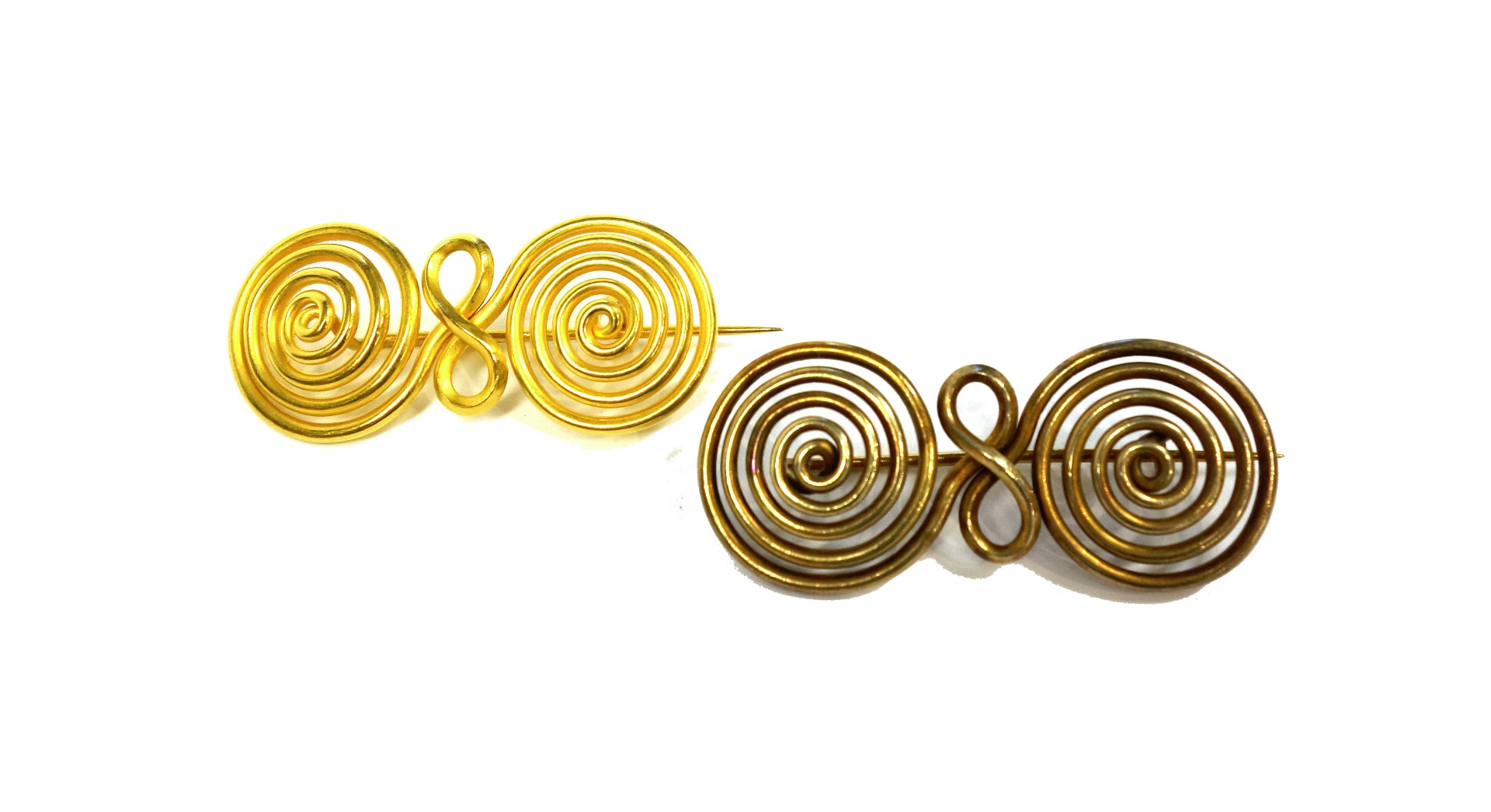 Appraisal: Two gold brooches each formed as two spirals with a