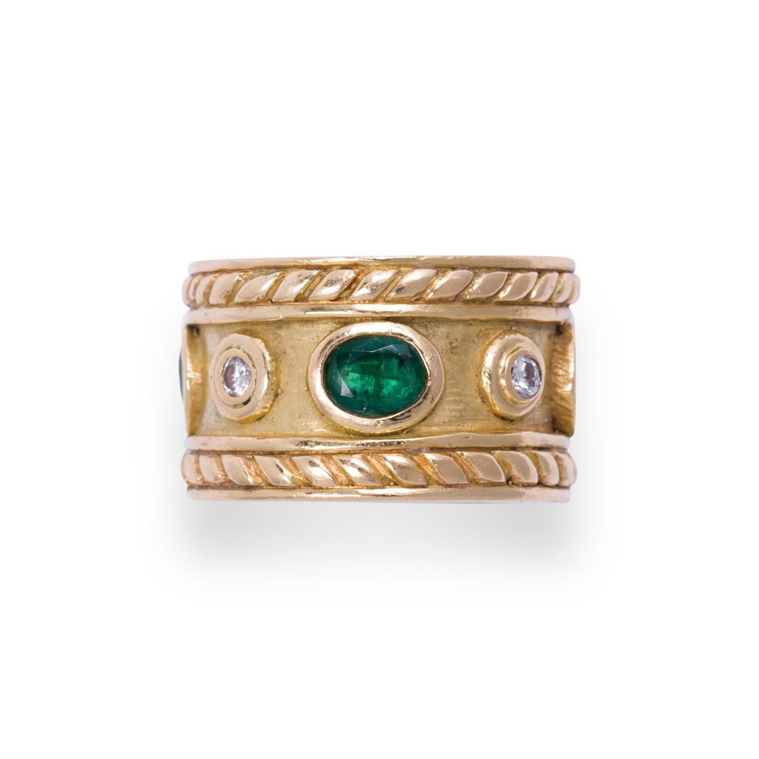 Appraisal: AN EMERALD DIAMOND AND FOURTEEN KARAT GOLD RING An emerald