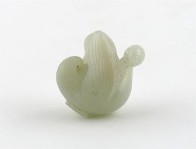 Appraisal: A small Chinese pale celadon jade carving of a swan