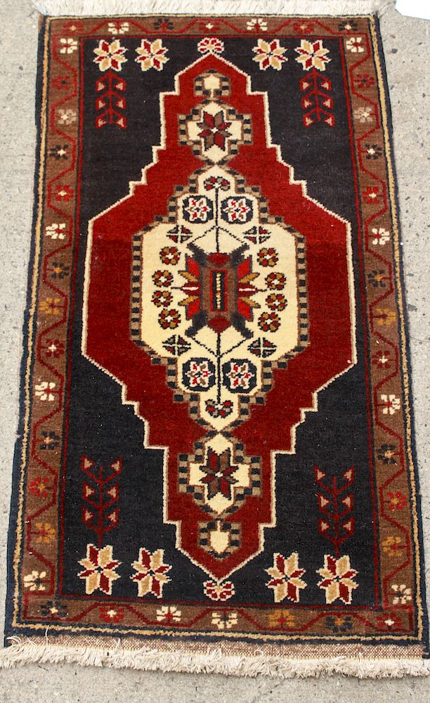 Appraisal: Persian Prayer Rug ' x ' Persian prayer rug with