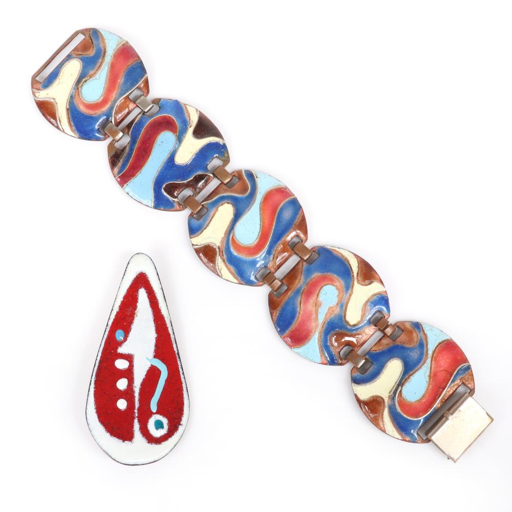 Appraisal: MILDRED BALL AMERICAN MODERNIST ENAMEL BRACELET WITH FIVE ROUND LINKED