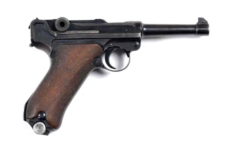 Appraisal: German Luger Semi-Automatic Pistol Serial Top of frame is stamped