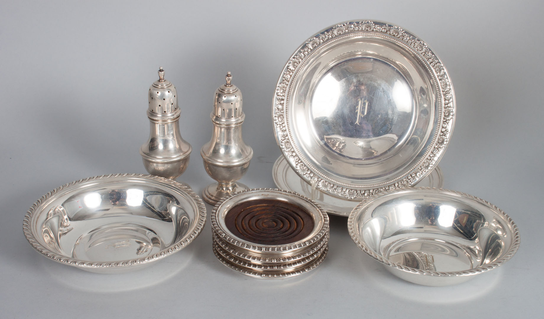 Appraisal: Ten sterling silver silver-mounted articles including bowls the largest in